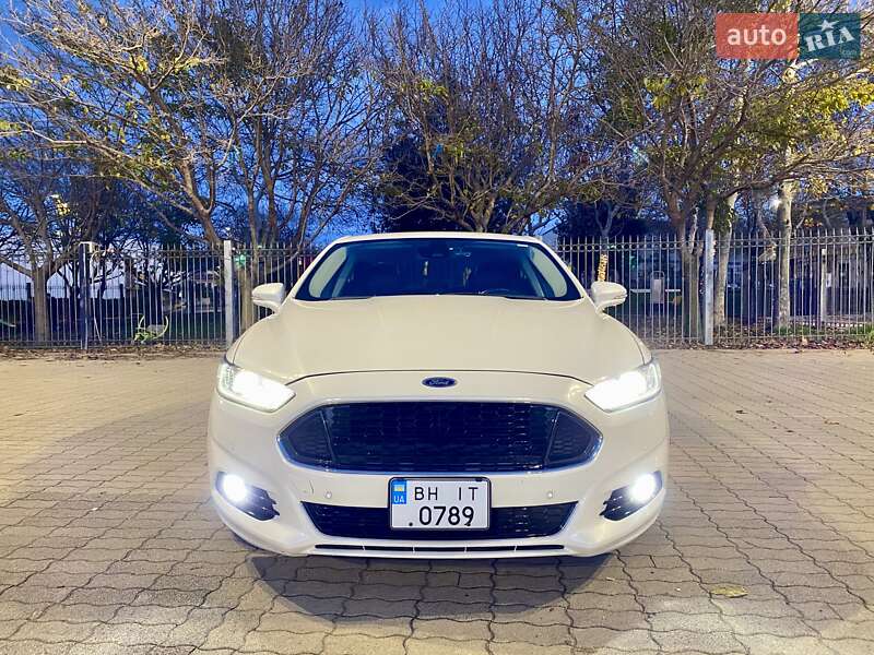 Седан Ford Fusion 2015 в Одессе