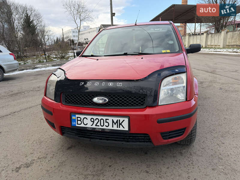 Хэтчбек Ford Fusion 2003 в Стрые