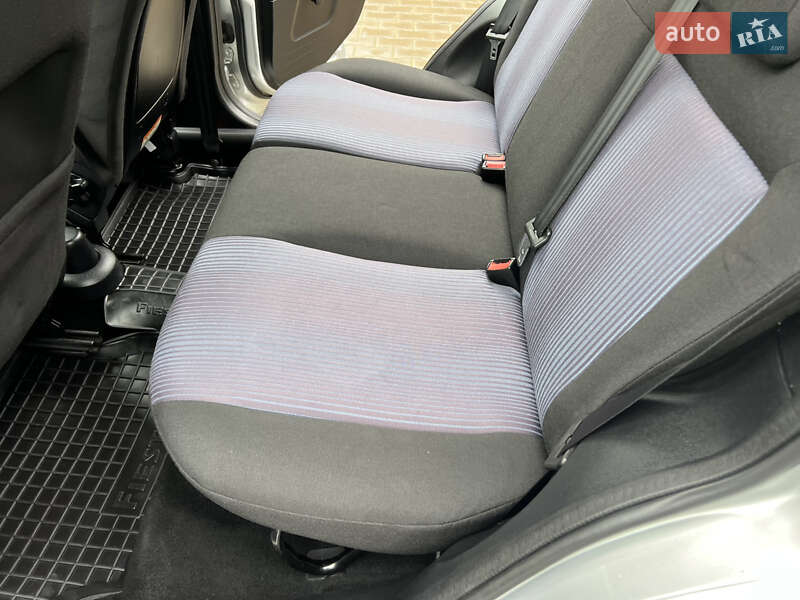 Хетчбек Ford Fusion 2010 в Одесі фото 23 Хетчбек Ford Fusion 2010 в Одесі