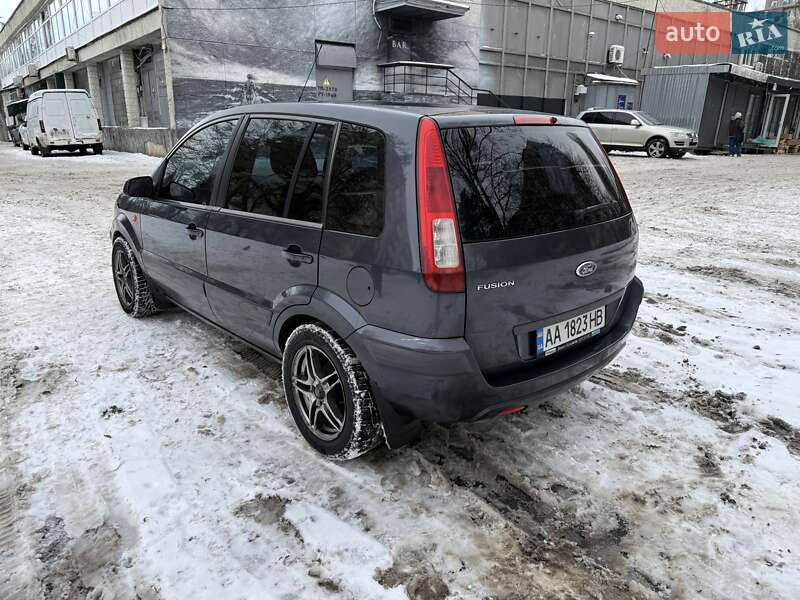 Хэтчбек Ford Fusion 2008 в Киеве фото 6 Хэтчбек Ford Fusion 2008 в Киеве