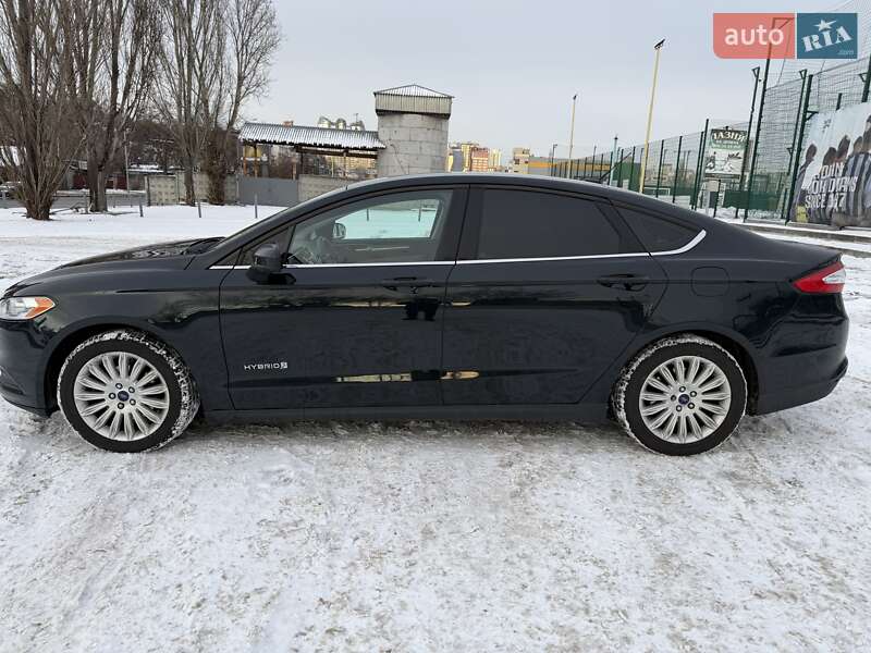 Седан Ford Fusion 2014 в Киеве