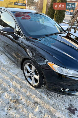 Седан Ford Fusion 2015 в Тернополі