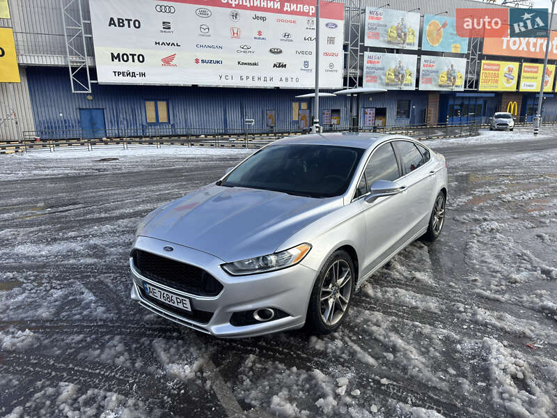 Седан Ford Fusion 2013 в Покровському