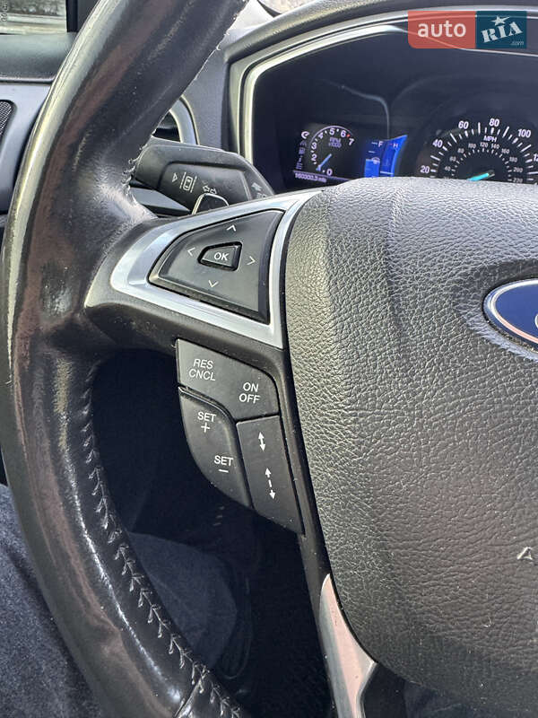 Седан Ford Fusion 2013 в Покровському