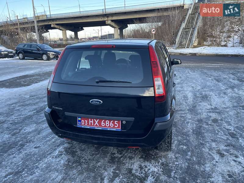 Хетчбек Ford Fusion 2008 в Луцьку