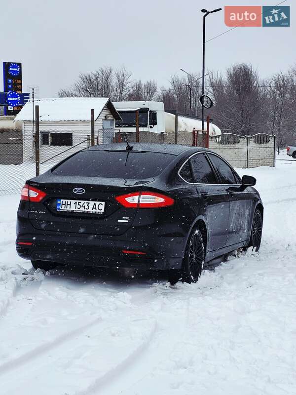 Седан Ford Fusion 2013 в Запоріжжі фото 3 Седан Ford Fusion 2013 в Запоріжжі