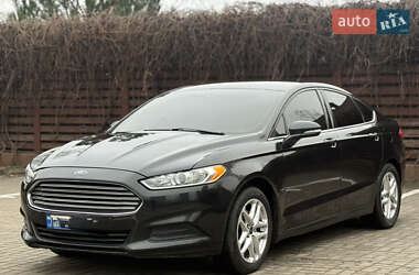 Седан Ford Fusion 2013 в Дніпрі