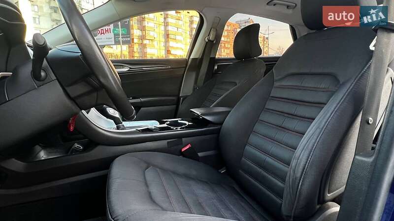 Седан Ford Fusion 2015 в Киеве фото 10 Седан Ford Fusion 2015 в Киеве