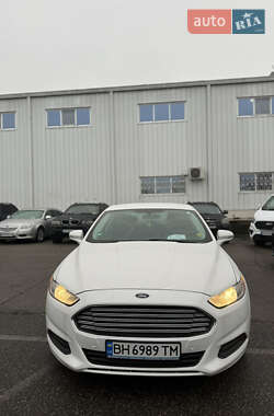 Седан Ford Fusion 2015 в Ізмаїлі
