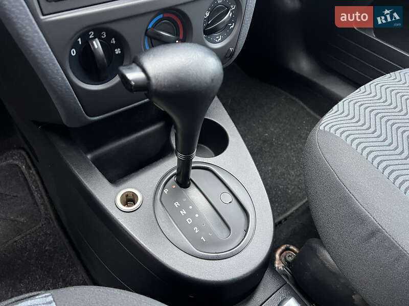 Хетчбек Ford Fusion 2009 в Луцьку