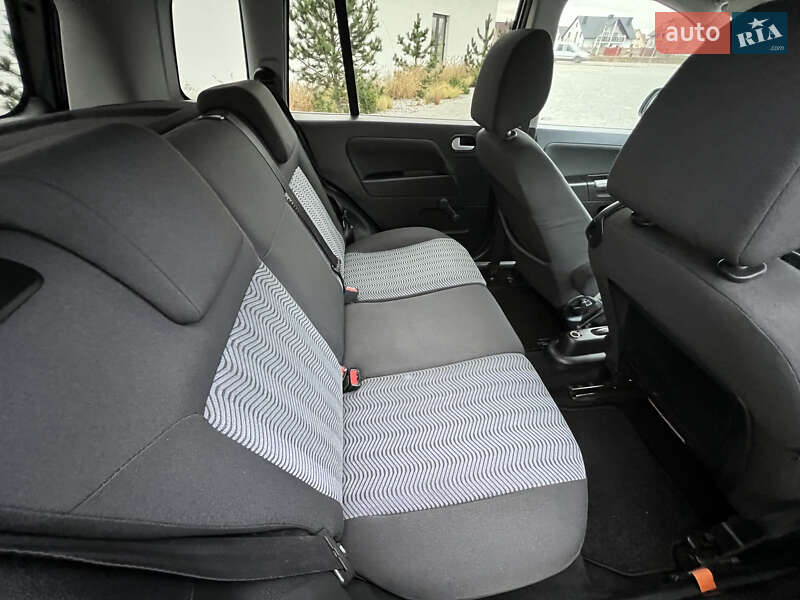 Хетчбек Ford Fusion 2009 в Луцьку