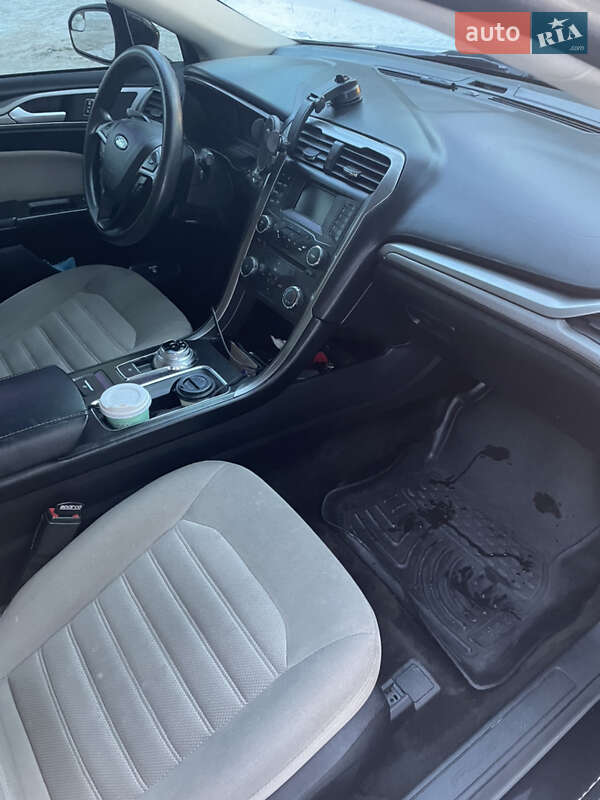 Седан Ford Fusion 2017 в Чернігові