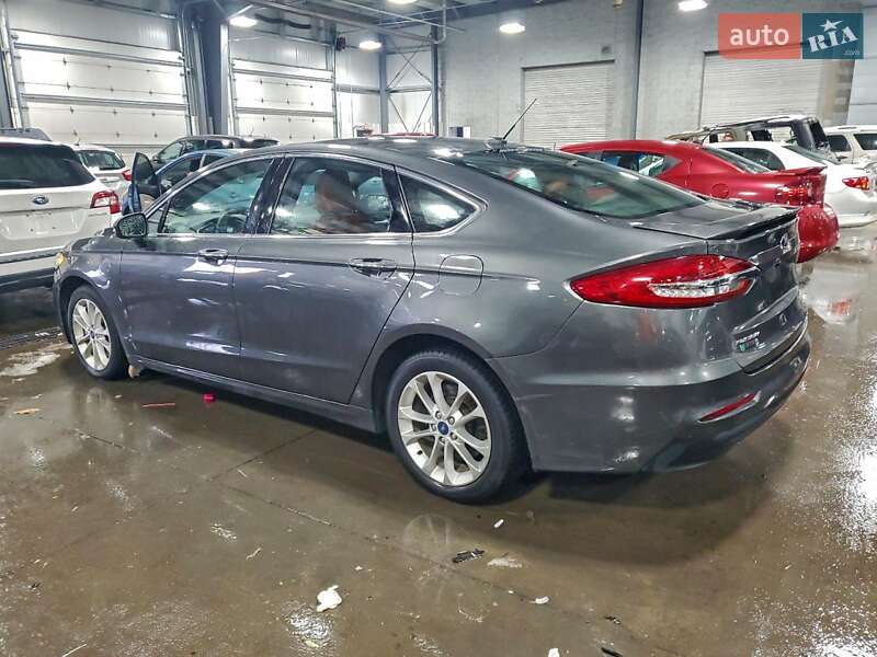 Седан Ford Fusion 2019 в Киеве
