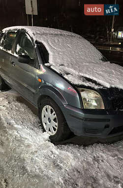 Хэтчбек Ford Fusion 2002 в Киеве