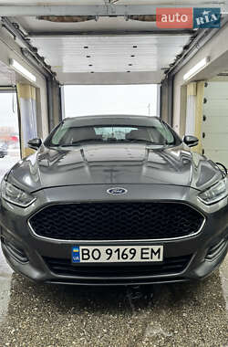 Седан Ford Fusion 2016 в Каменец-Подольском