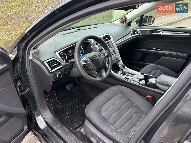 Седан Ford Fusion 2014 в Києві