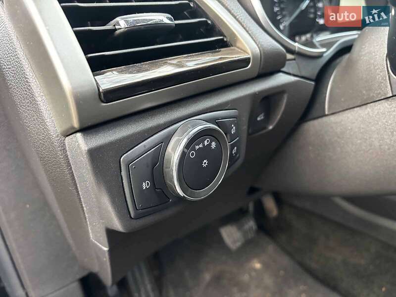 Седан Ford Fusion 2014 в Запоріжжі