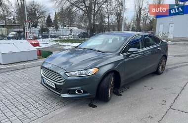 Седан Ford Fusion 2015 в Миколаєві