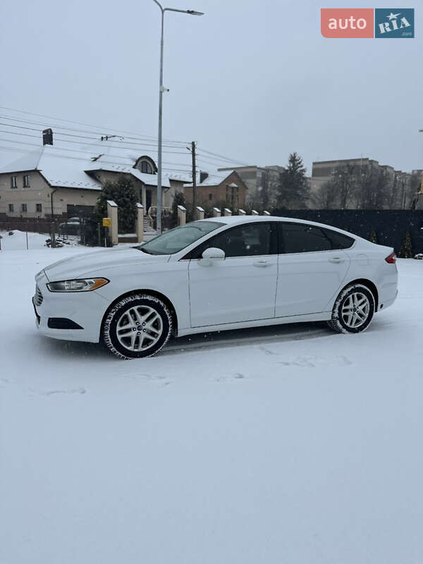 Седан Ford Fusion 2015 в Вінниці