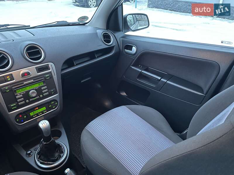 Хэтчбек Ford Fusion 2008 в Виннице фото 83 Хэтчбек Ford Fusion 2008 в Виннице