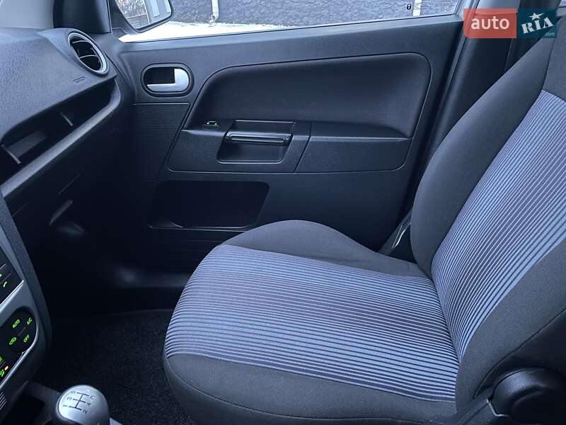 Хэтчбек Ford Fusion 2008 в Виннице фото 98 Хэтчбек Ford Fusion 2008 в Виннице