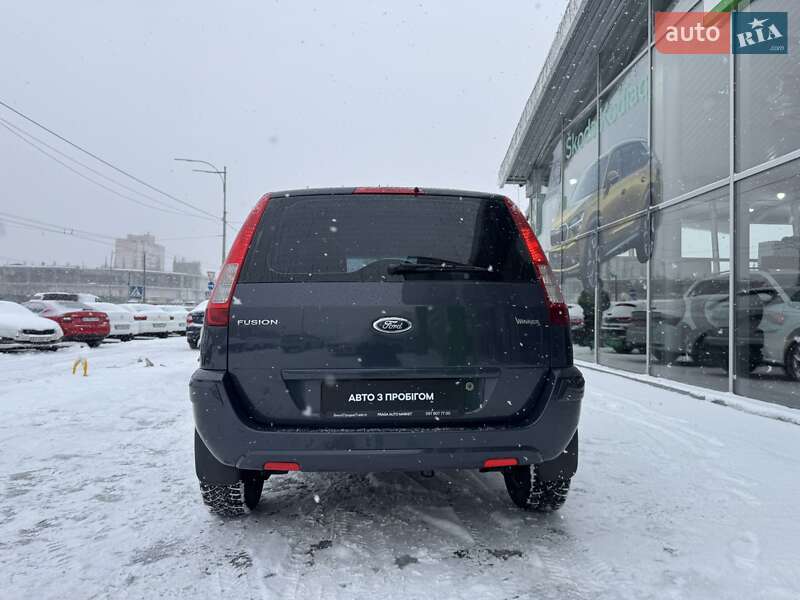 Хетчбек Ford Fusion 2011 в Києві