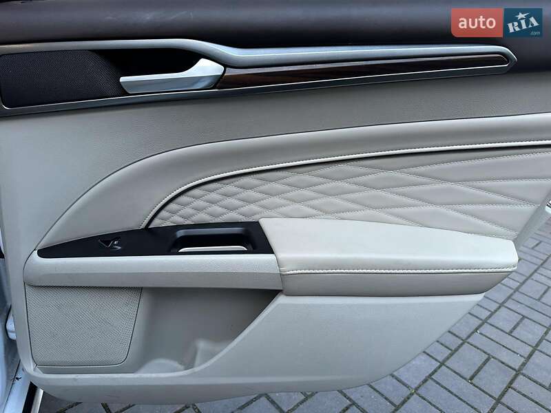 Седан Ford Fusion 2017 в Одессе