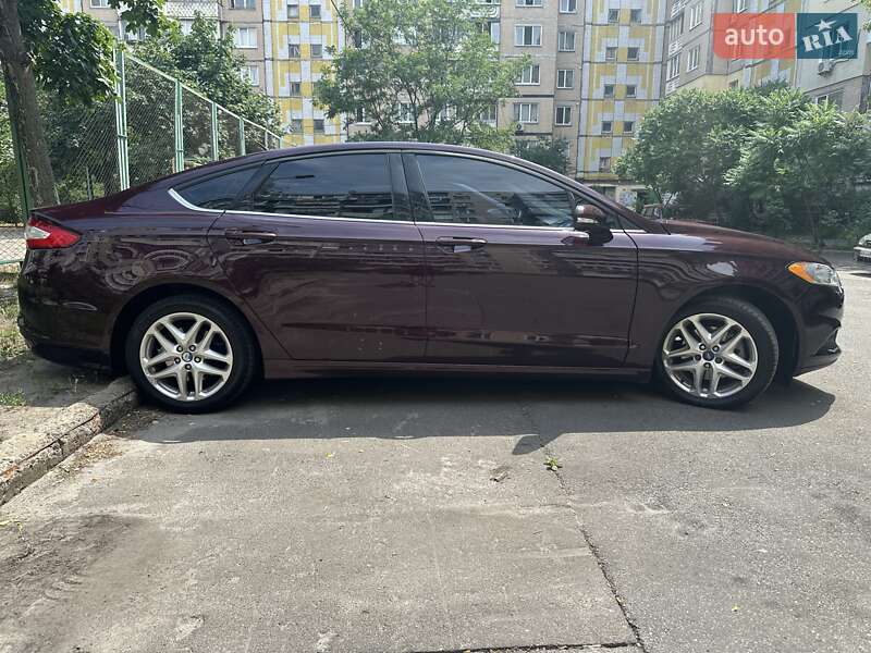 Седан Ford Fusion 2013 в Києві фото 2 Седан Ford Fusion 2013 в Києві