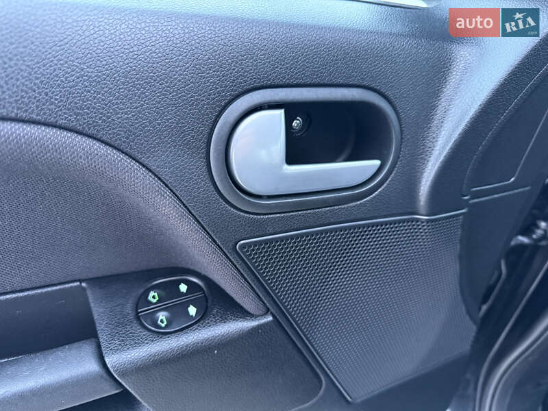 Хэтчбек Ford Fusion 2009 в Борисполе фото 11 Хэтчбек Ford Fusion 2009 в Борисполе