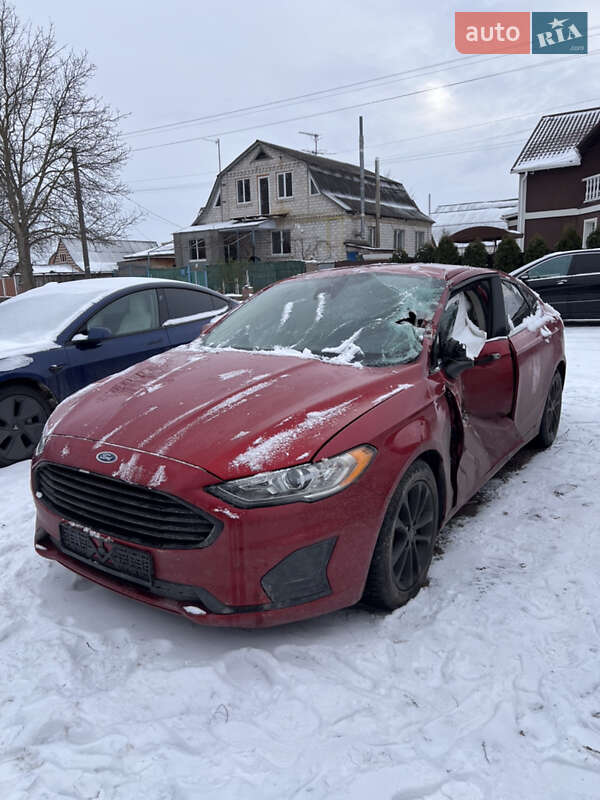 Седан Ford Fusion 2019 в Фастове