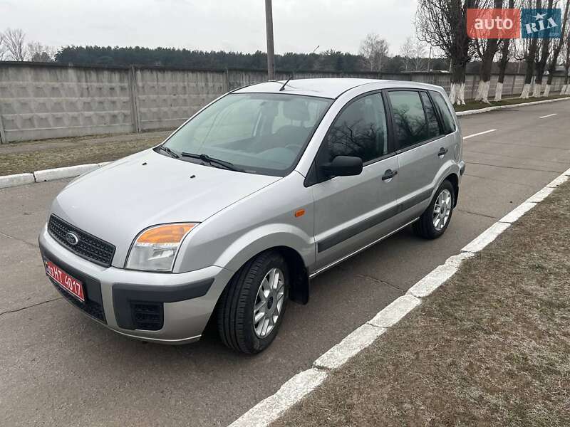 Хетчбек Ford Fusion 2008 в Кременчуці