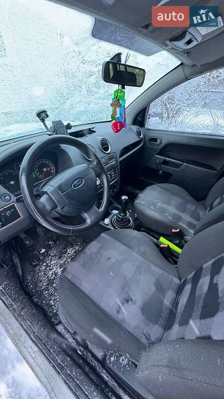 Хэтчбек Ford Fusion 2006 в Долине фото 10 Хэтчбек Ford Fusion 2006 в Долине