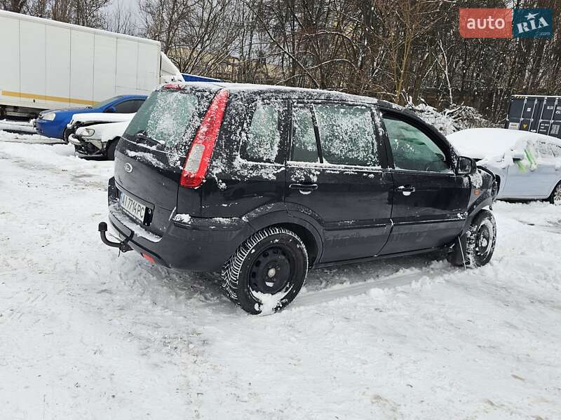 Хетчбек Ford Fusion 2010 в Києві