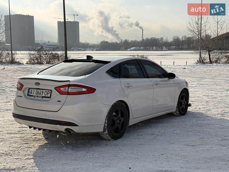 Седан Ford Fusion 2014 в Киеве фото 5 Седан Ford Fusion 2014 в Киеве
