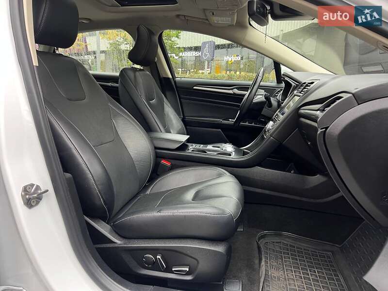 Седан Ford Fusion 2019 в Киеве