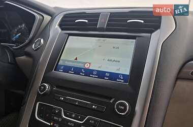 Седан Ford Fusion 2017 в Львове