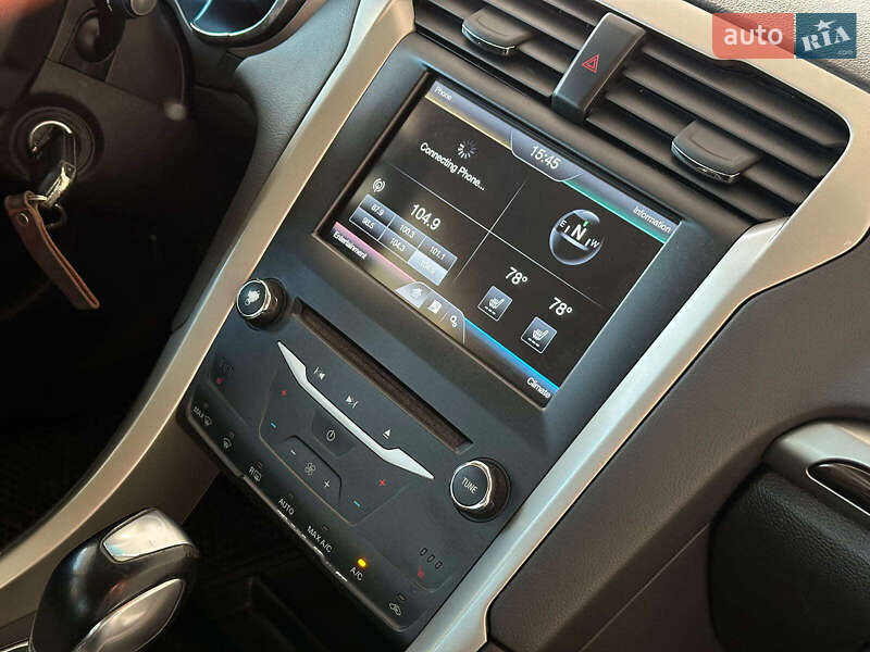 Седан Ford Fusion 2014 в Одесі