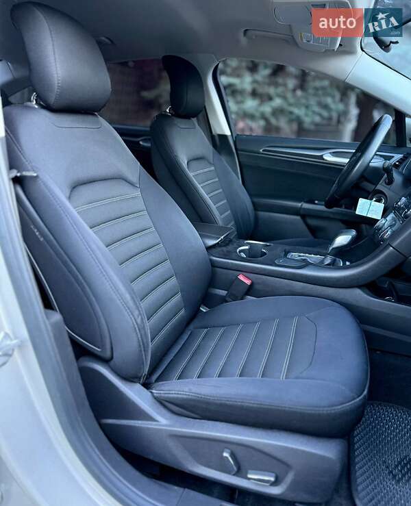 Седан Ford Fusion 2014 в Дніпрі