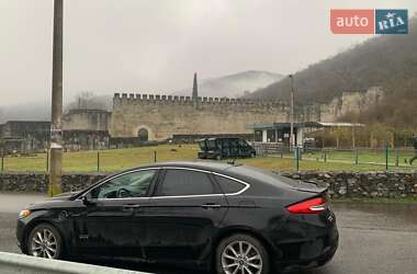 Седан Ford Fusion 2016 в Дніпрі