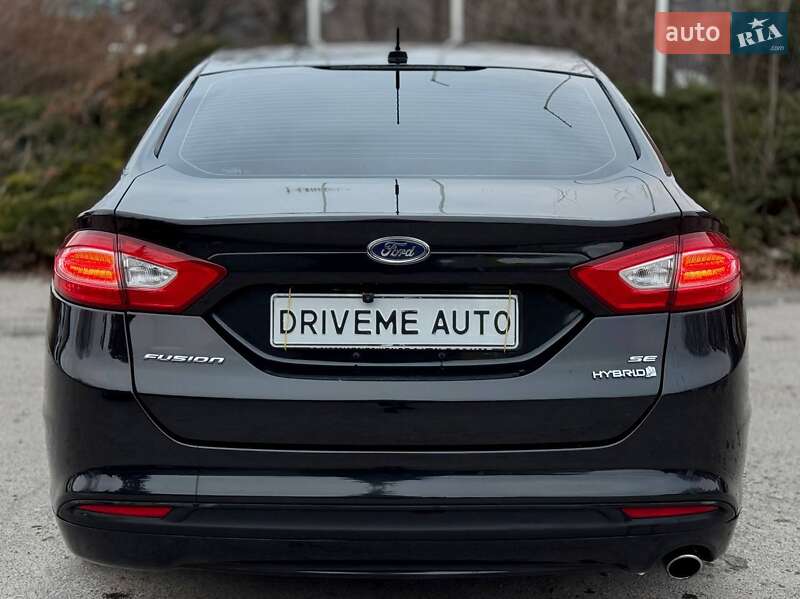 Седан Ford Fusion 2012 в Днепре