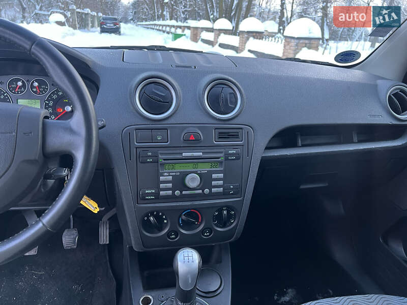 Хетчбек Ford Fusion 2007 в Звягелі