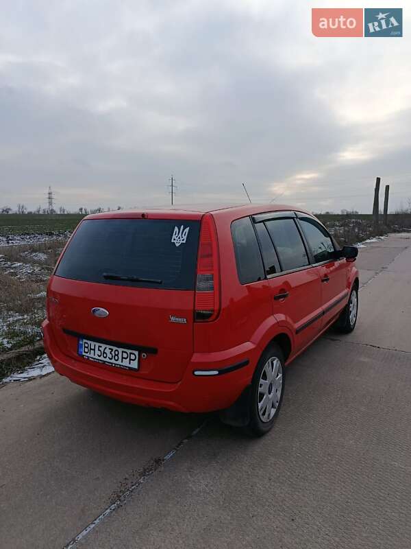 Хетчбек Ford Fusion 2003 в Первомайську