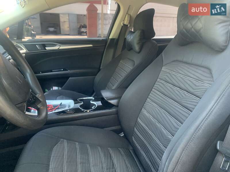 Седан Ford Fusion 2015 в Николаеве