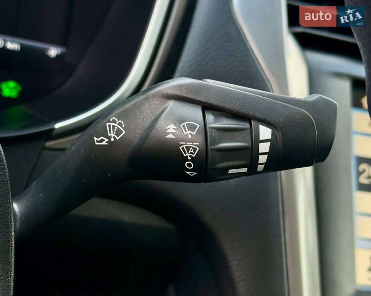 Седан Ford Fusion 2018 в Києві