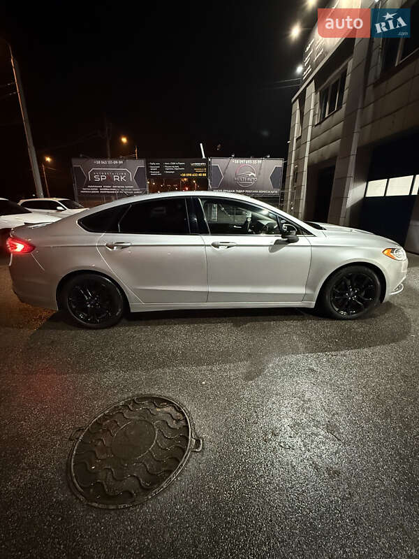 Седан Ford Fusion 2018 в Надвірній фото 2 Седан Ford Fusion 2018 в Надвірній