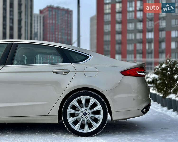 Седан Ford Fusion 2016 в Києві