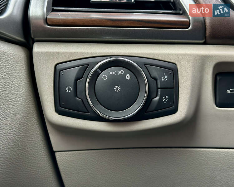 Седан Ford Fusion 2016 в Києві