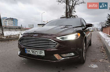 Седан Ford Fusion 2018 в Львове