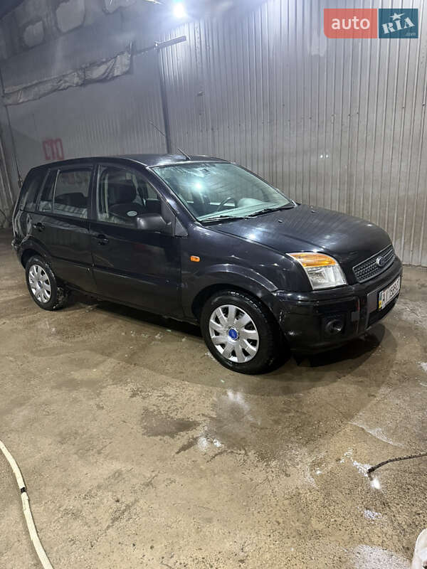 Хетчбек Ford Fusion 2011 в Києві