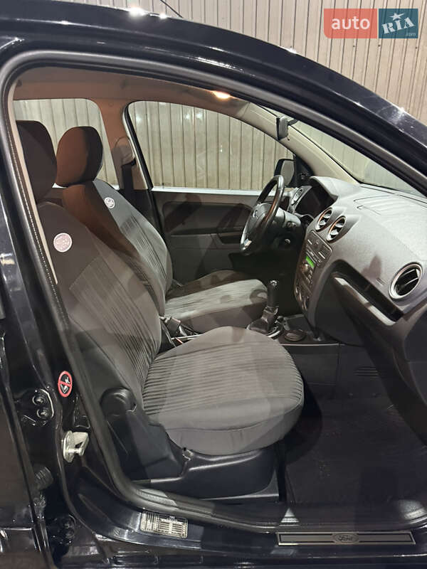 Хетчбек Ford Fusion 2011 в Києві